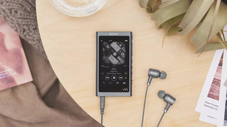 Диктофони та плеєр Sony для роботи й дозвілля